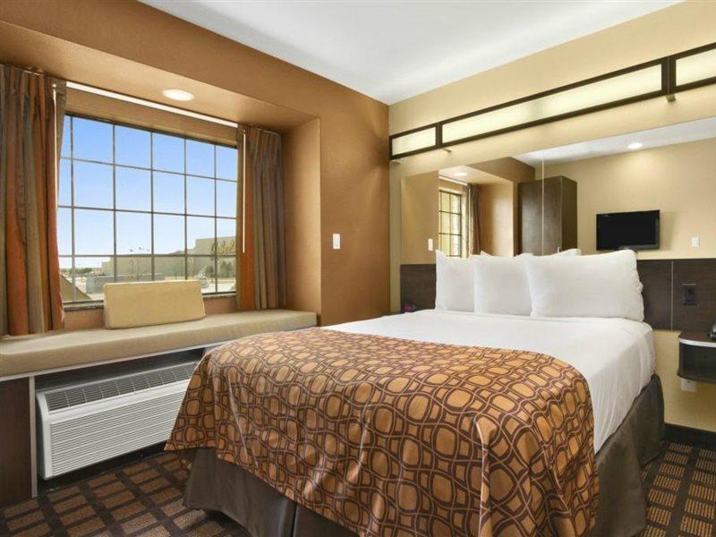 Microtel Inn & Suites By Wyndham Buda Austin South Exterior photo