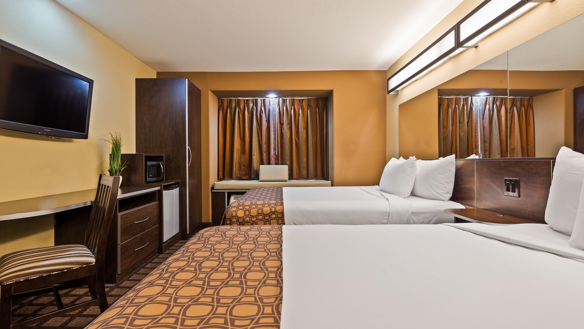 Microtel Inn & Suites By Wyndham Buda Austin South Exterior photo