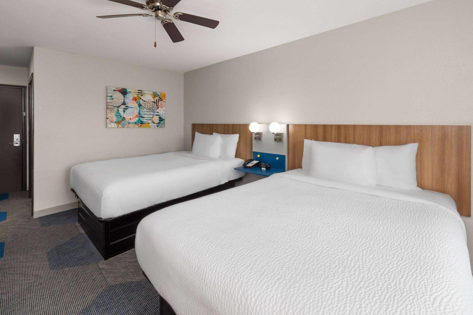 Microtel Inn & Suites By Wyndham Buda Austin South Exterior photo