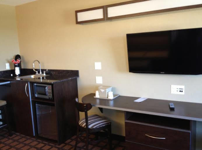 Microtel Inn & Suites By Wyndham Buda Austin South Exterior photo